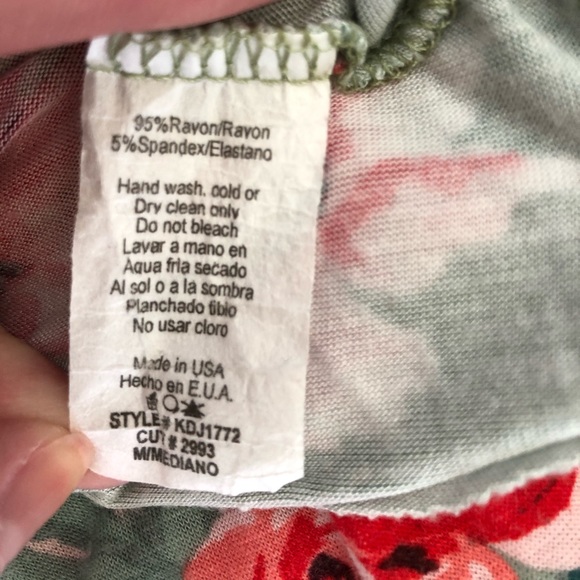 Cold shoulder tunic top - Picture 4 of 4